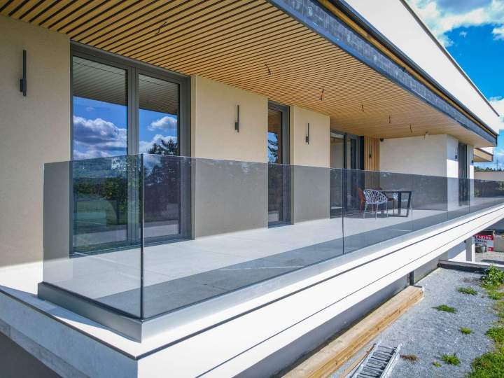 Nos vitrages isolants de qualité vous permettront de réaliser des économies d’énergie.